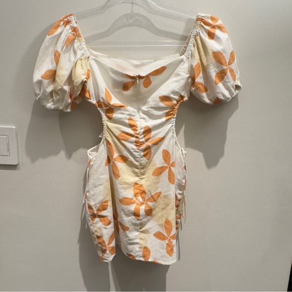 NWT- Sabo Skirt Zola Dress Cream and Orange Puff Sleeve Mini Dress Size Small - Picture 2 of 13